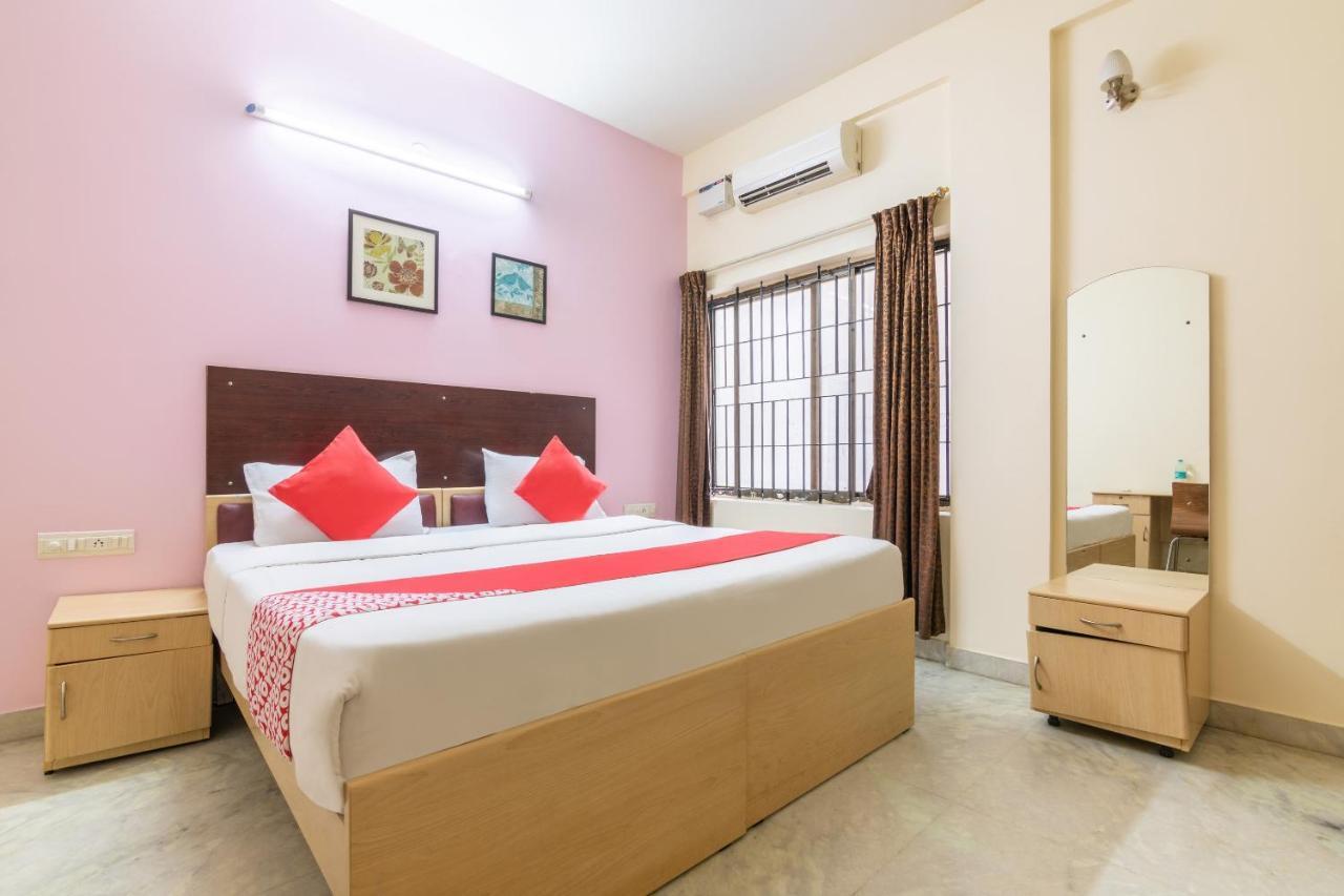 Capital O 5379 The Roy Grand Inns Bangalore Exterior foto